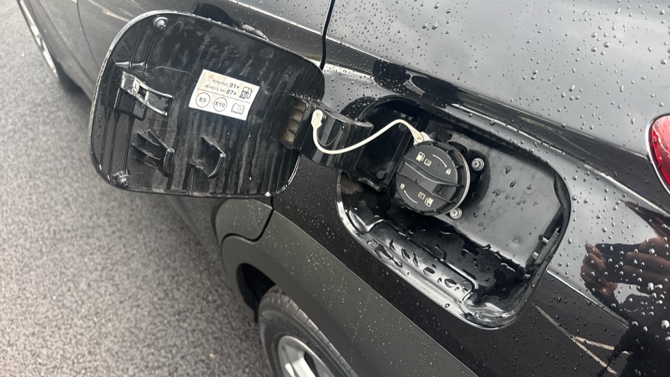 Hyundai KONA 1.0 TGDi 48V MHEV SE Connect 5dr Petrol Hatchback - Image 41