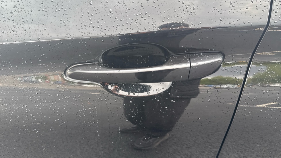 Hyundai KONA 1.0 TGDi 48V MHEV SE Connect 5dr Petrol Hatchback - Image 42