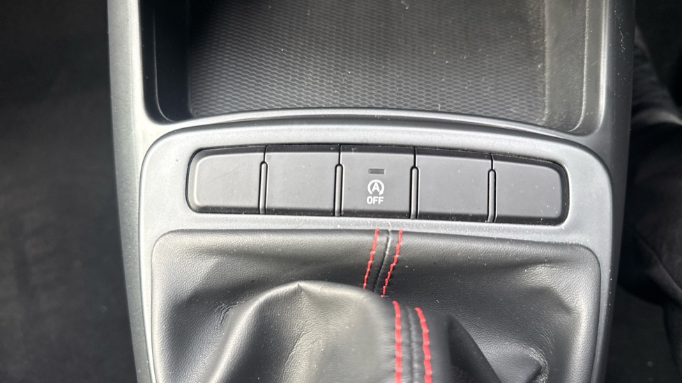 Hyundai i10 1.0 T-GDi N Line 5dr Petrol Hatchback - Image 28