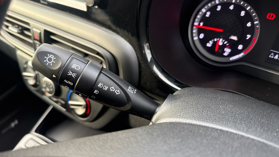 Hyundai i10 1.0 T-GDi N Line 5dr Petrol Hatchback - Image 35