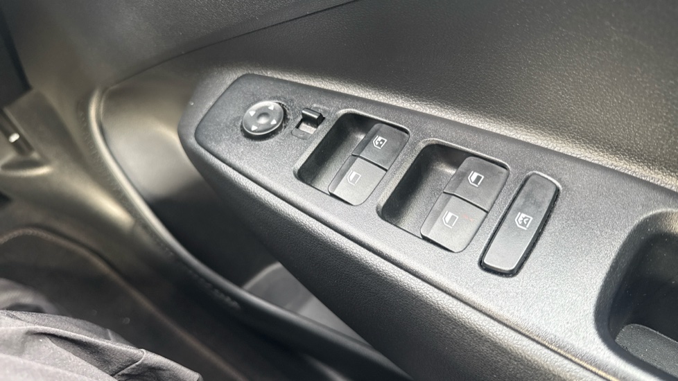 Hyundai i10 1.0 T-GDi N Line 5dr Petrol Hatchback - Image 36