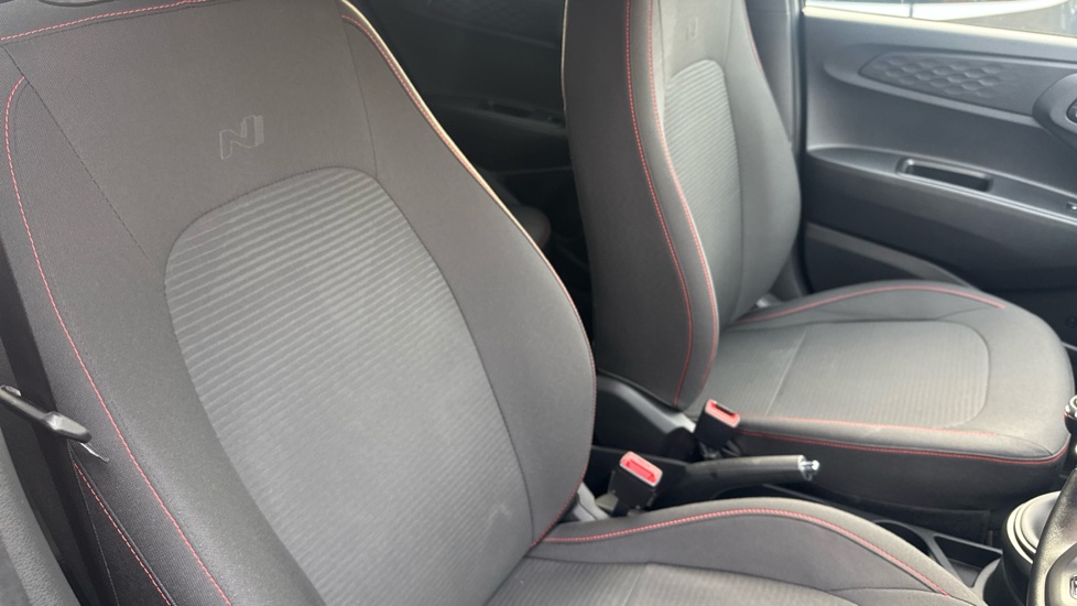 Hyundai i10 1.0 T-GDi N Line 5dr Petrol Hatchback - Image 42