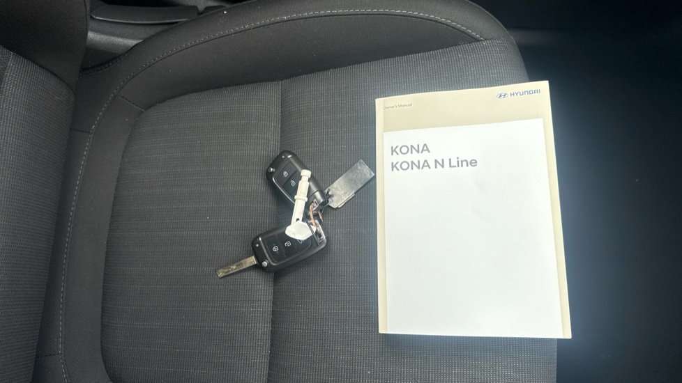 Hyundai KONA 1.0 TGDi 48V MHEV SE Connect 5dr Petrol Hatchback - Image 19