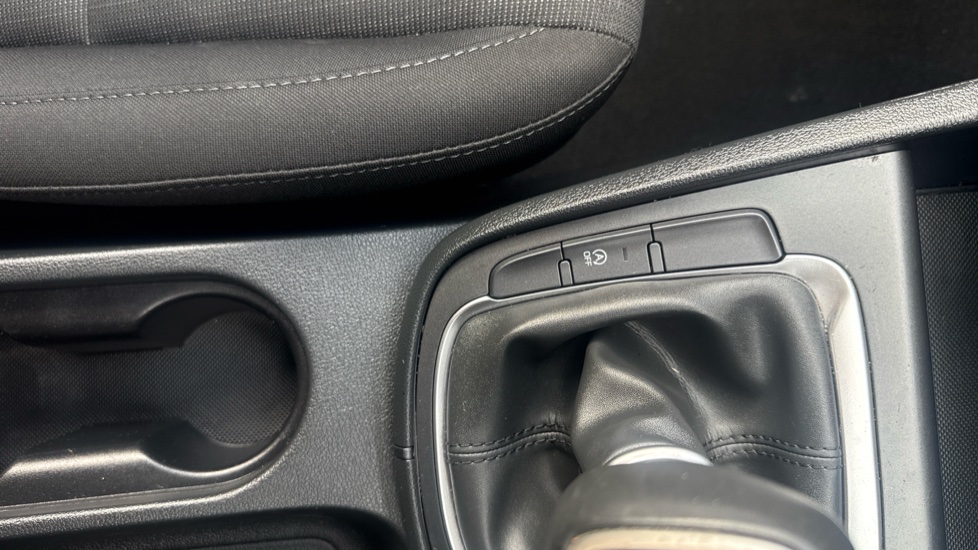 Hyundai KONA 1.0 TGDi 48V MHEV SE Connect 5dr Petrol Hatchback - Image 27