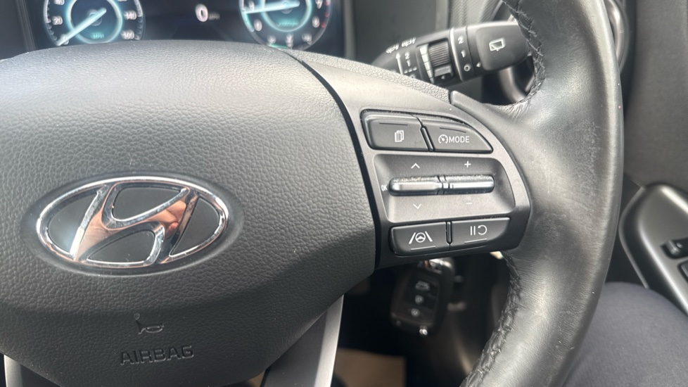 Hyundai KONA 1.0 TGDi 48V MHEV SE Connect 5dr Petrol Hatchback - Image 31