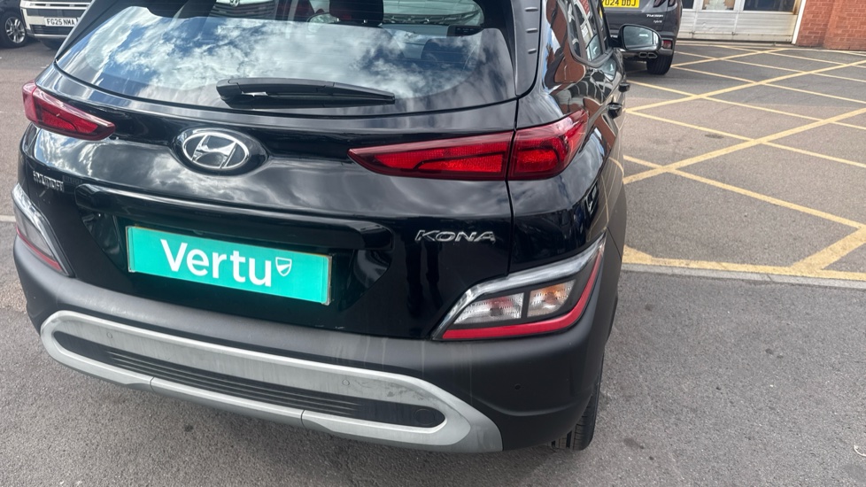 Hyundai KONA 1.0 TGDi 48V MHEV SE Connect 5dr Petrol Hatchback - Image 36