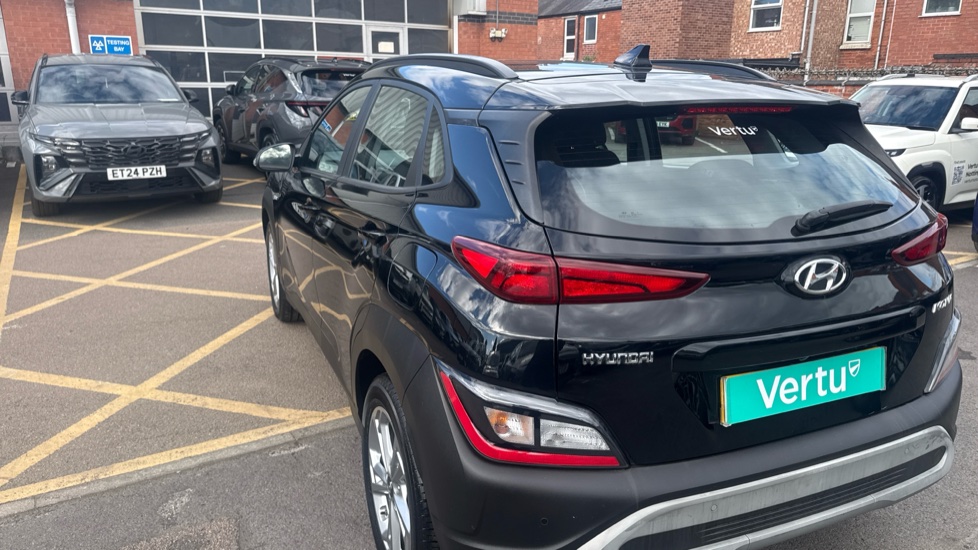 Hyundai KONA 1.0 TGDi 48V MHEV SE Connect 5dr Petrol Hatchback - Image 37