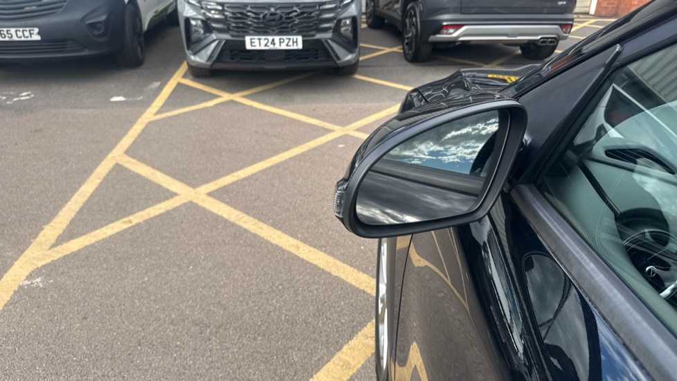 Hyundai KONA 1.0 TGDi 48V MHEV SE Connect 5dr Petrol Hatchback - Image 39
