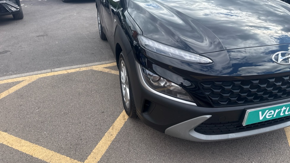 Hyundai KONA 1.0 TGDi 48V MHEV SE Connect 5dr Petrol Hatchback - Image 45