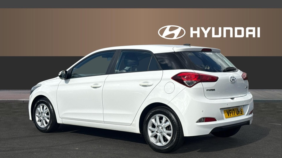 Hyundai i20 1.2 SE 5dr Petrol Hatchback - Image 2