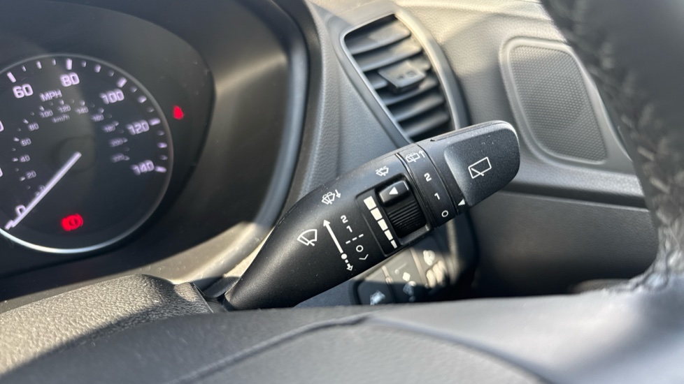 Hyundai i20 1.2 SE 5dr Petrol Hatchback - Image 33