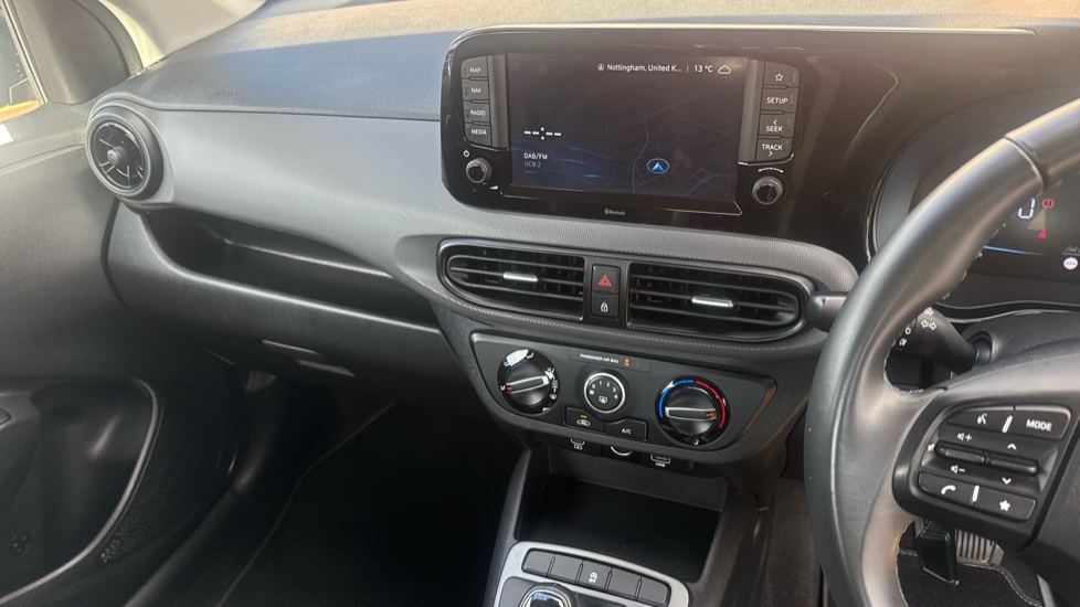 Hyundai i10 1.0 [63] Advance 5dr Auto [Nav] Petrol Hatchback - Image 14