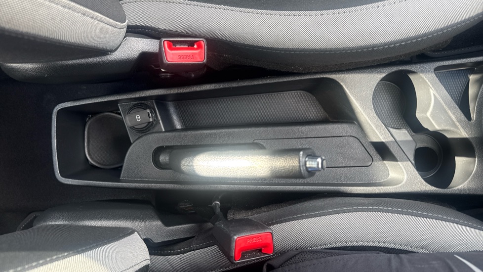 Hyundai i10 1.0 [63] Advance 5dr Auto [Nav] Petrol Hatchback - Image 32