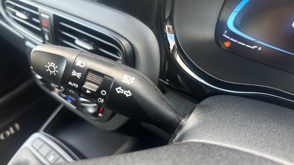 Hyundai i10 1.0 [63] Advance 5dr Auto [Nav] Petrol Hatchback - Image 37