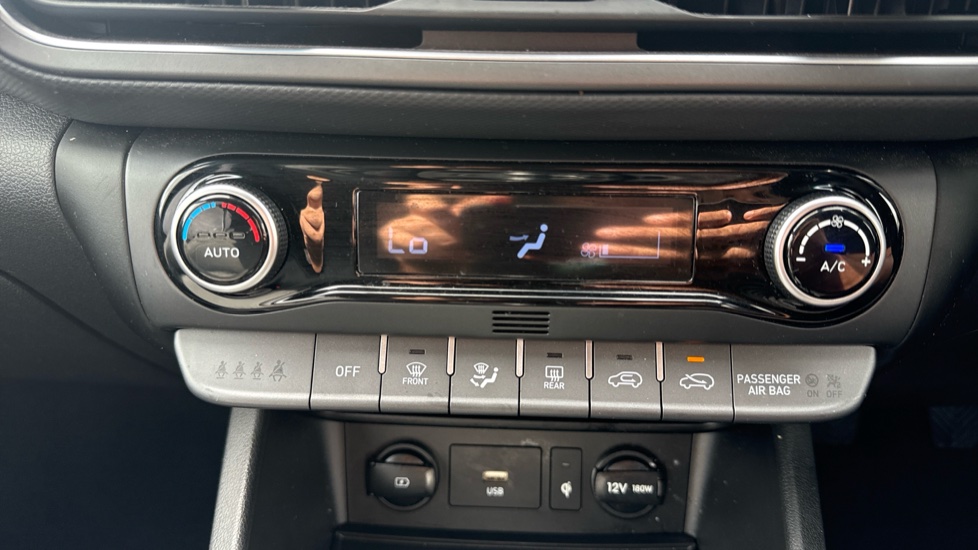 Hyundai KONA 1.0 TGDi 48V MHEV Ultimate 5dr Petrol Hatchback - Image 26