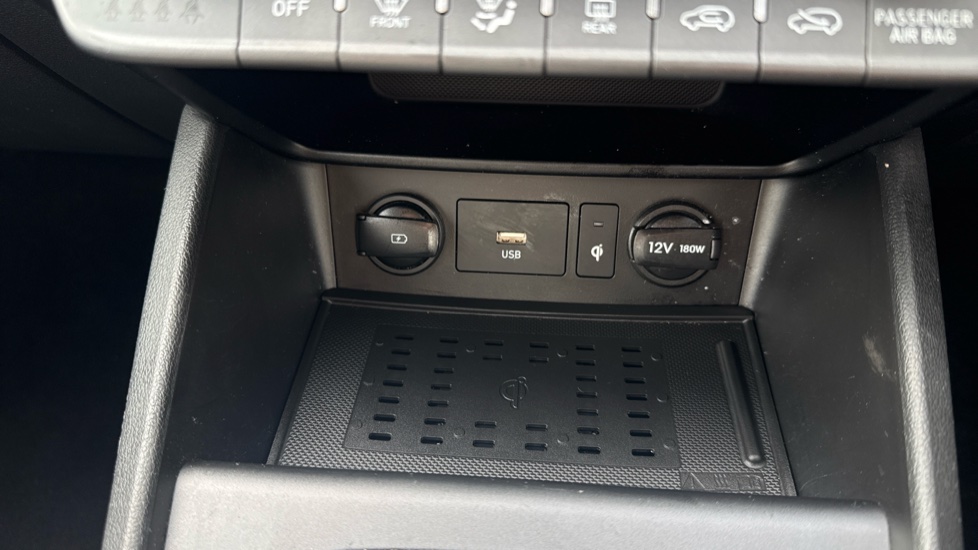 Hyundai KONA 1.0 TGDi 48V MHEV Ultimate 5dr Petrol Hatchback - Image 27