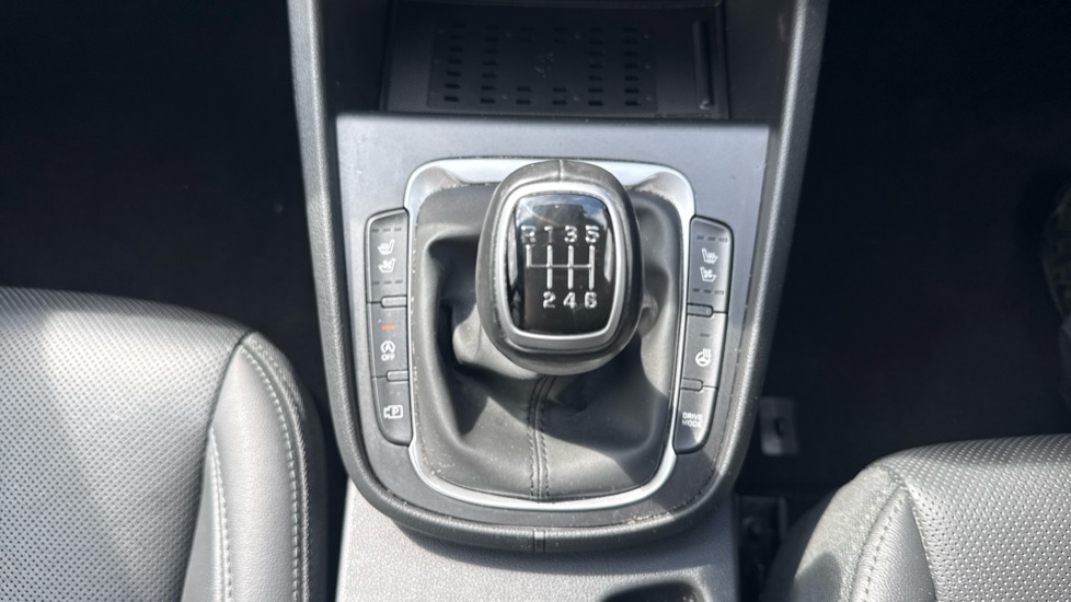 Hyundai KONA 1.0 TGDi 48V MHEV Ultimate 5dr Petrol Hatchback - Image 28