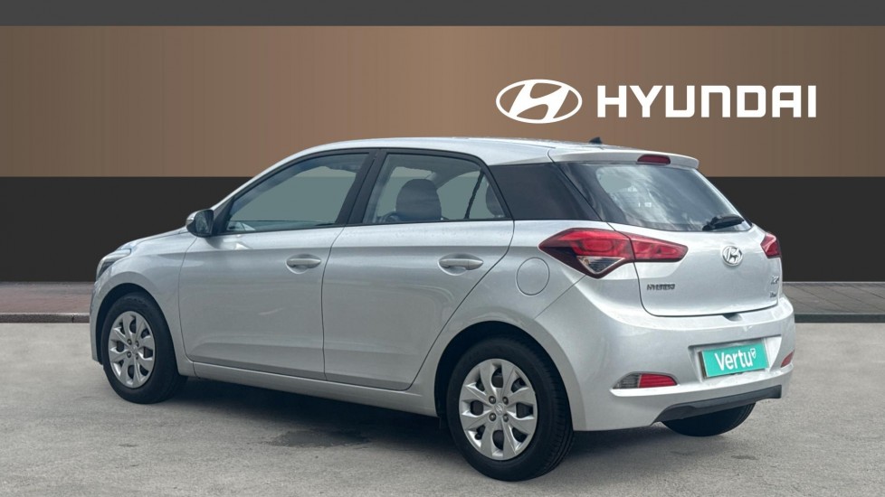 Hyundai i20 1.2 Blue Drive S 5dr Petrol Hatchback - Image 2