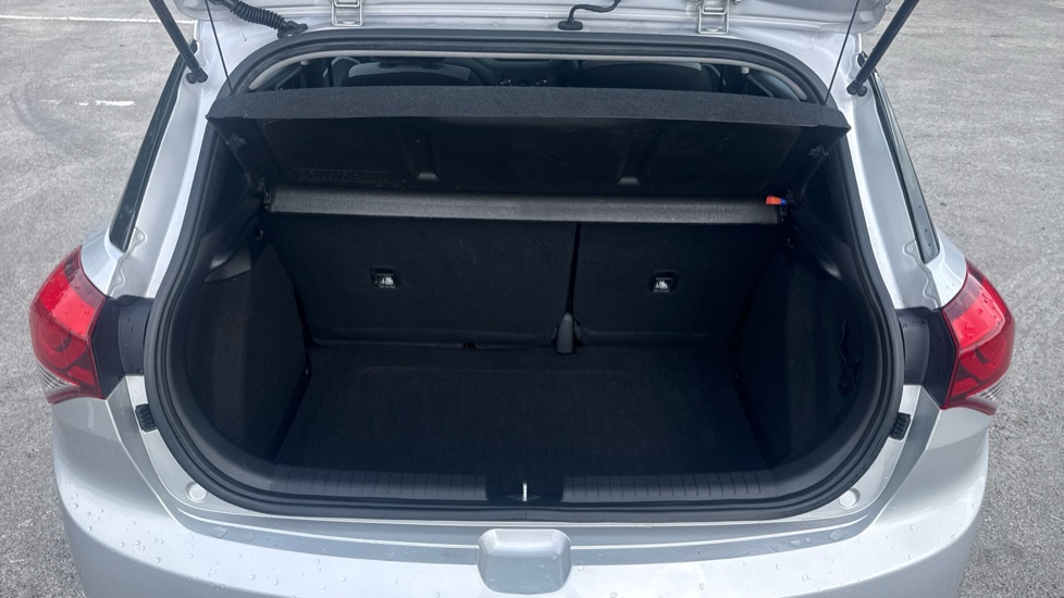 Hyundai i20 1.2 Blue Drive S 5dr Petrol Hatchback - Image 4