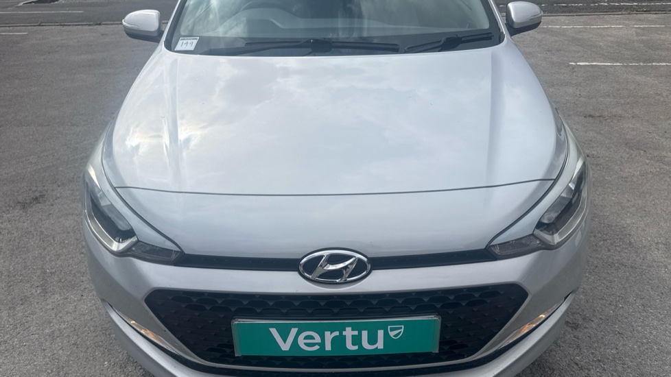 Hyundai i20 1.2 Blue Drive S 5dr Petrol Hatchback - Image 8