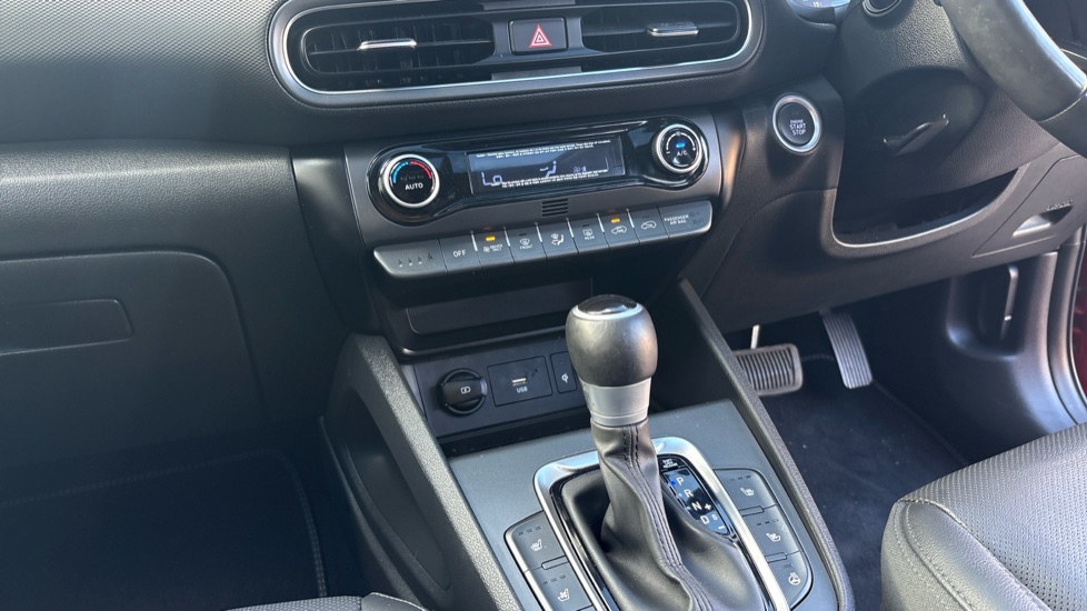 Hyundai KONA 1.6 GDi Hybrid Ultimate 5dr DCT Hybrid Hatchback - Image 13