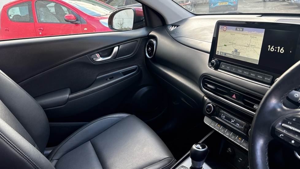 Hyundai KONA 1.6 GDi Hybrid Ultimate 5dr DCT Hybrid Hatchback - Image 14
