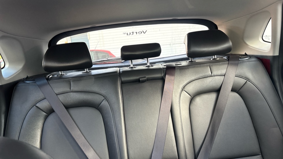 Hyundai KONA 1.6 GDi Hybrid Ultimate 5dr DCT Hybrid Hatchback - Image 15