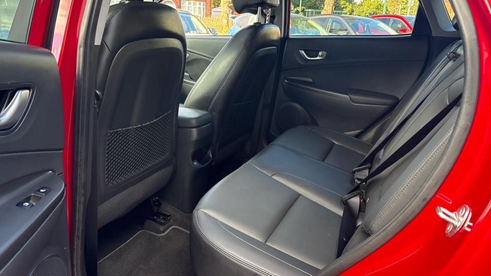 Hyundai KONA 1.6 GDi Hybrid Ultimate 5dr DCT Hybrid Hatchback - Image 16