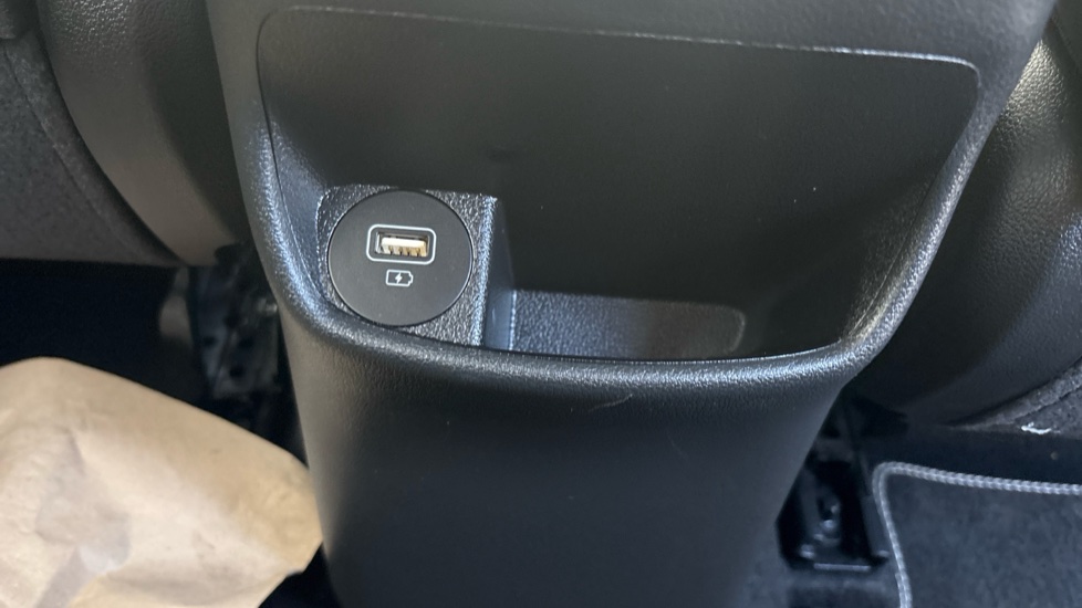 Hyundai KONA 1.6 GDi Hybrid Ultimate 5dr DCT Hybrid Hatchback - Image 29