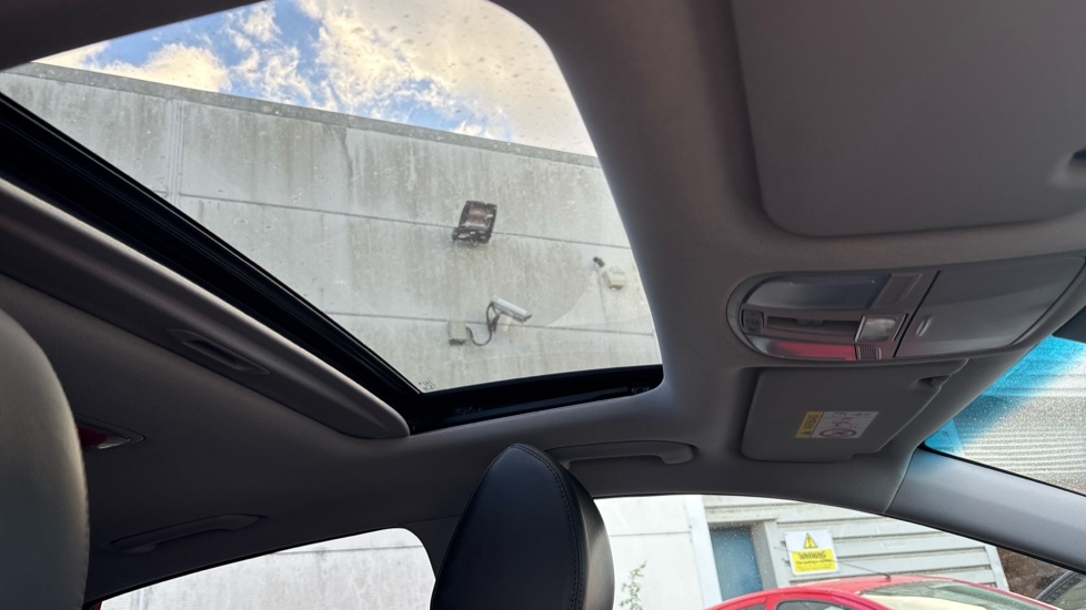 Hyundai KONA 1.6 GDi Hybrid Ultimate 5dr DCT Hybrid Hatchback - Image 30