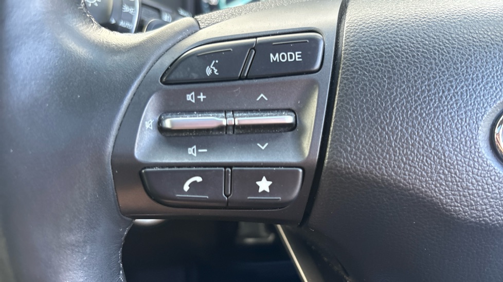 Hyundai KONA 1.6 GDi Hybrid Ultimate 5dr DCT Hybrid Hatchback - Image 41