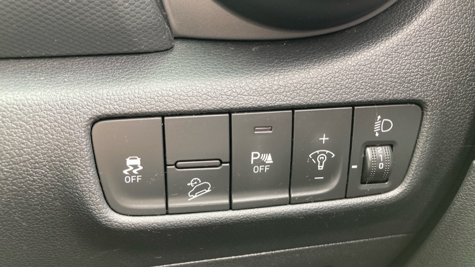 Hyundai KONA 1.0 TGDi 48V MHEV N Line 5dr Petrol Hatchback - Image 41