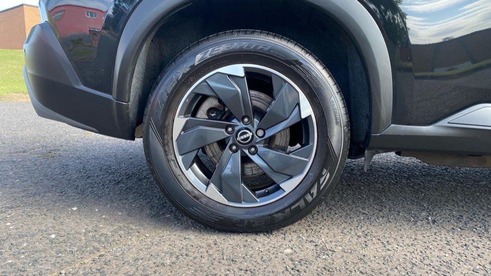 Nissan X-Trail 1.5 E-Power E-4orce 213 N-Connecta 5dr 7Seat Auto Hybrid Station Wagon - Image 7