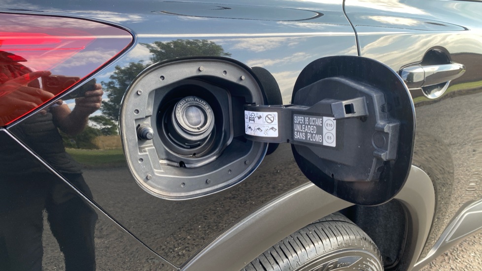 Nissan X-Trail 1.5 E-Power E-4orce 213 N-Connecta 5dr 7Seat Auto Hybrid Station Wagon - Image 24