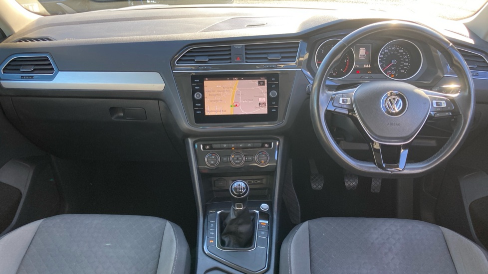 Volkswagen Tiguan 2.0 TDi 150 Match 5dr Diesel Estate - Image 10