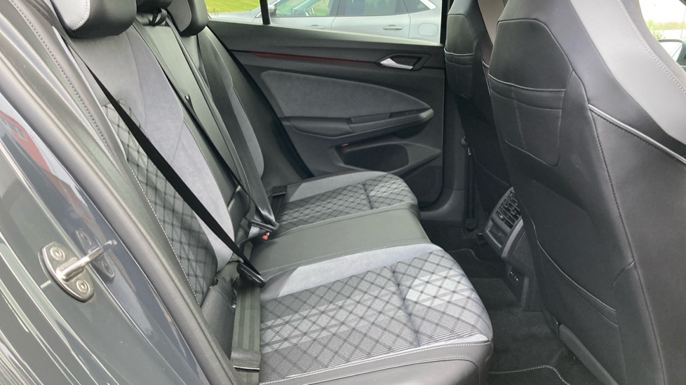 Volkswagen Golf 1.5 TSI R-Line 5dr Petrol Hatchback - Image 16