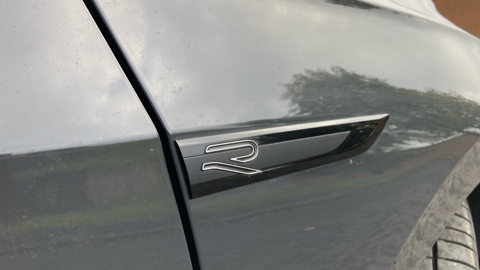 Volkswagen Golf 1.5 TSI R-Line 5dr Petrol Hatchback - Image 25