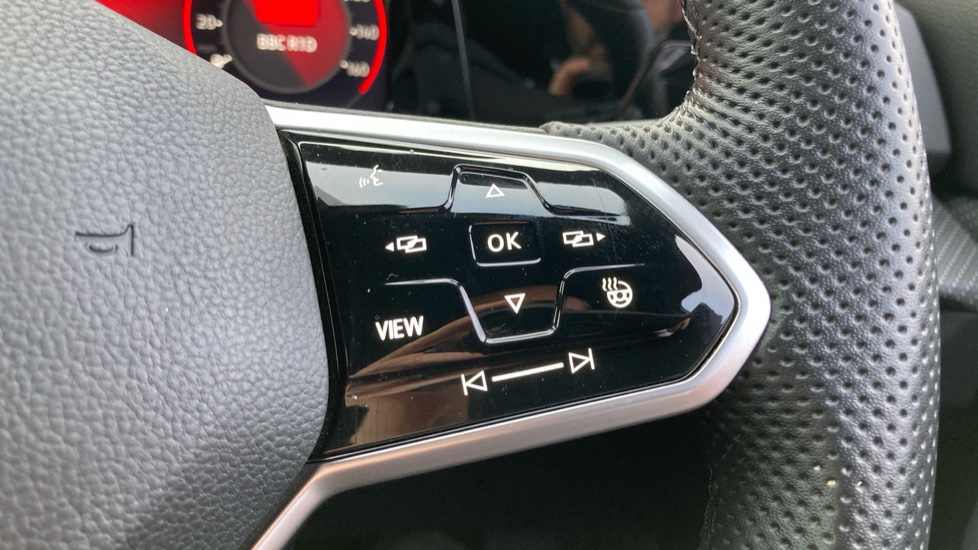 Volkswagen Golf 1.5 TSI R-Line 5dr Petrol Hatchback - Image 31