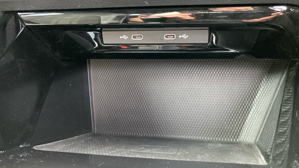 Volkswagen Golf 1.5 TSI R-Line 5dr Petrol Hatchback - Image 36