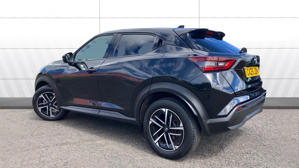 Nissan Juke 1.6 Hybrid N-Connecta 5dr Auto Hybrid Hatchback - Image 2