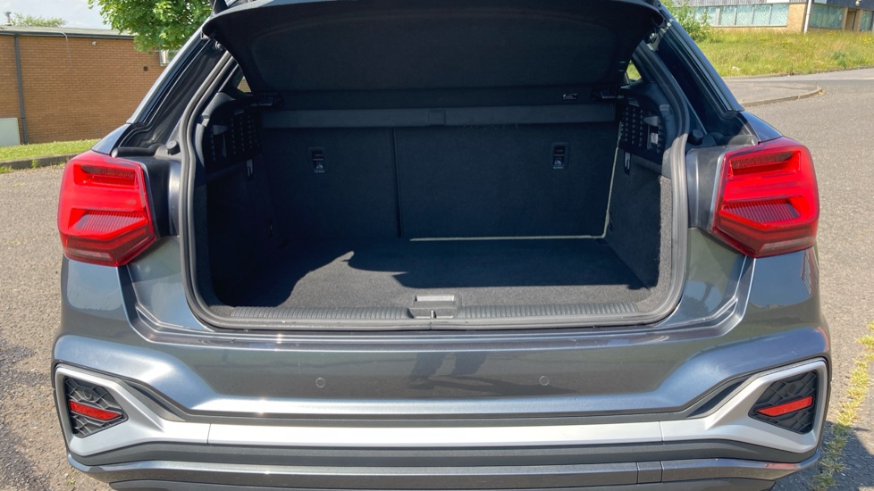 Audi Q2 35 TFSI S Line 5dr S Tronic Petrol Estate - Image 4
