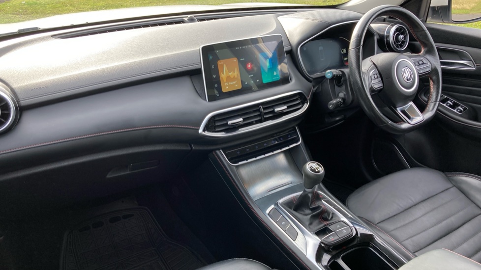 MG HS 1.5 T-GDI Trophy 5dr Petrol Hatchback - Image 9