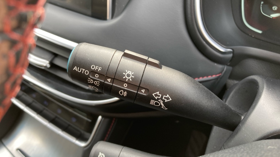 MG HS 1.5 T-GDI Trophy 5dr Petrol Hatchback - Image 33