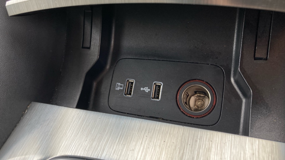 MG HS 1.5 T-GDI Trophy 5dr Petrol Hatchback - Image 37