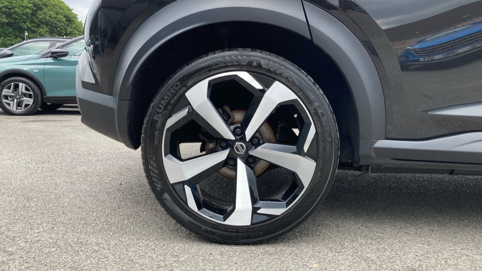 Nissan Juke 1.0 DiG-T 114 Tekna 5dr Petrol Hatchback - Image 7