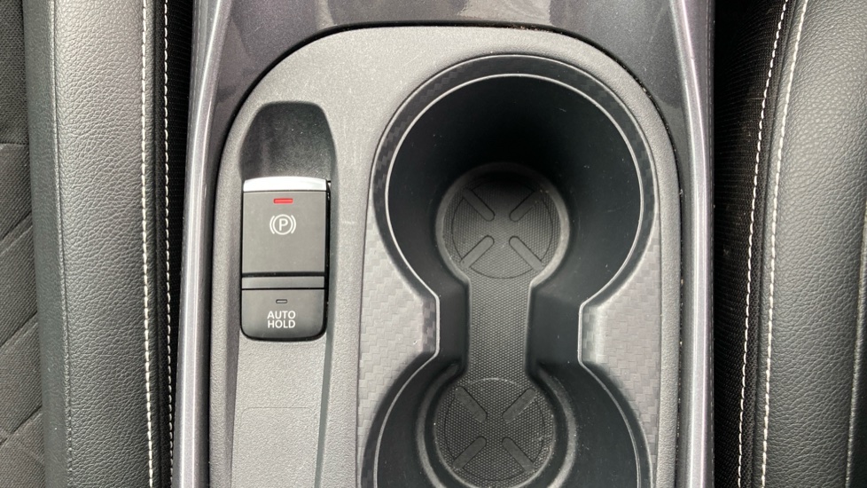 Nissan Juke 1.0 DiG-T 114 Tekna 5dr Petrol Hatchback - Image 28