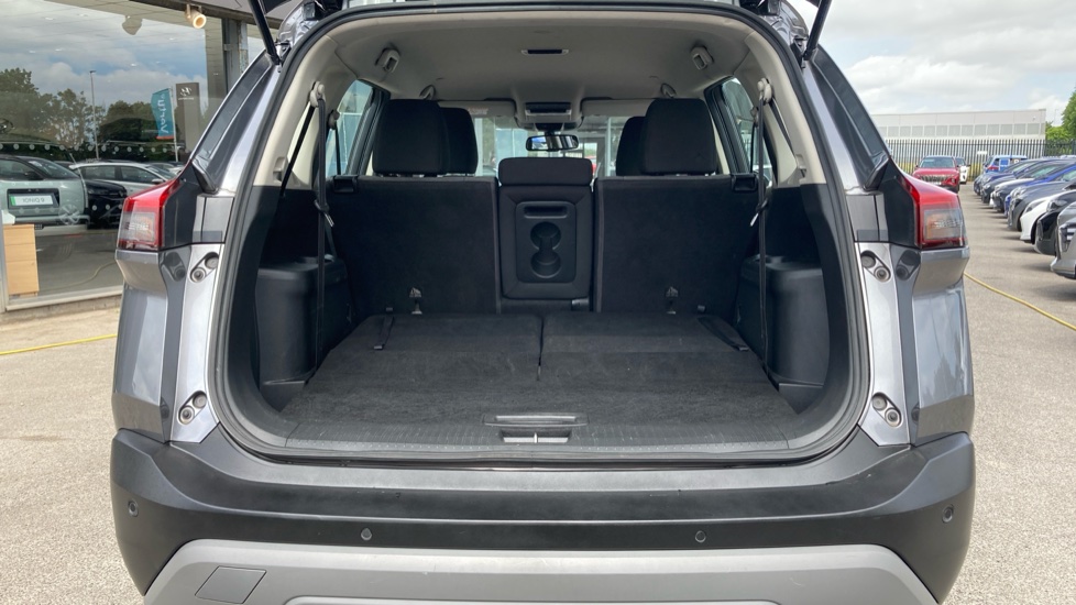 Nissan X-Trail 1.5 E-Power E-4orce 213 Acenta Prem 5dr 7 St Auto Hybrid Station Wagon - Image 4