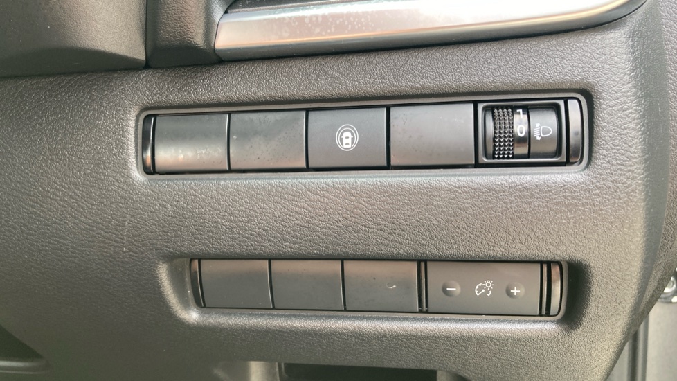 Nissan X-Trail 1.5 E-Power E-4orce 213 Acenta Prem 5dr 7 St Auto Hybrid Station Wagon - Image 29