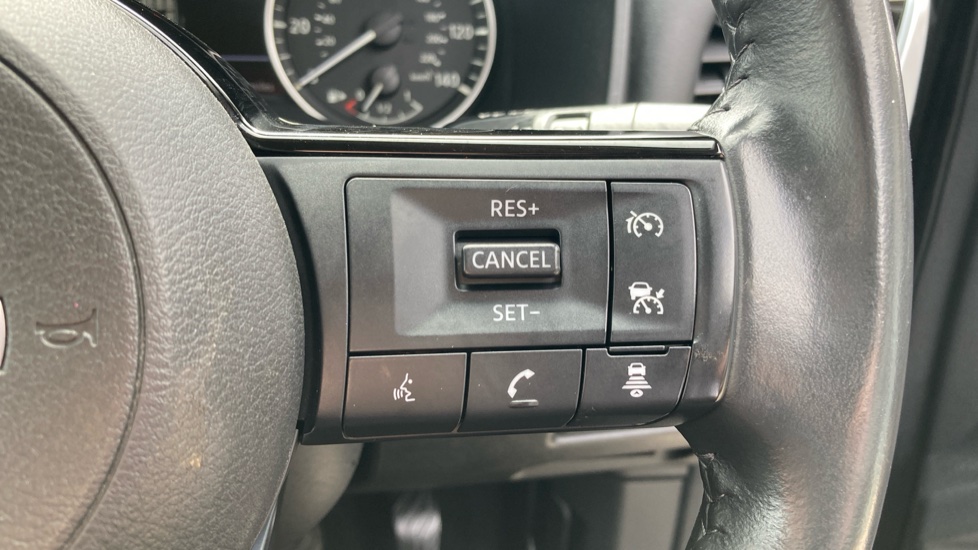 Nissan X-Trail 1.5 E-Power E-4orce 213 Acenta Prem 5dr 7 St Auto Hybrid Station Wagon - Image 31