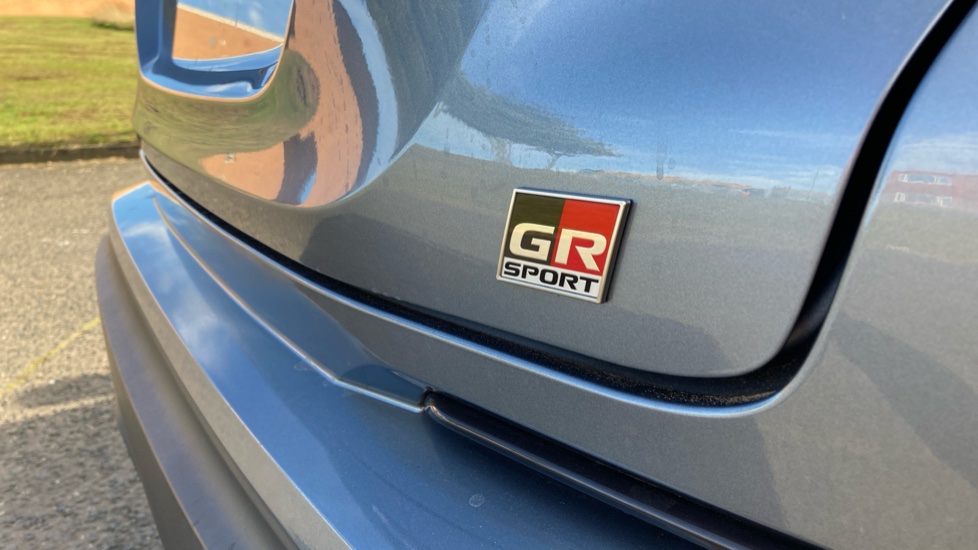 Toyota C-HR 1.8 Hybrid GR Sport 5dr CVT Hybrid Hatchback - Image 25